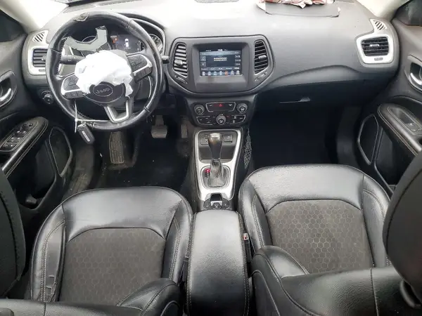 3C4NJCBB9JT502495 2018 JEEP COMPASS - Image 8
