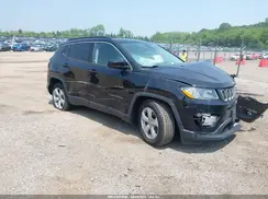 3C4NJCBB9JT503310 2018 JEEP COMPASS