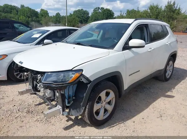 3C4NJCBB9KT614313 2019 JEEP COMPASS - Image 2