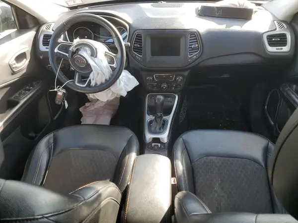 3C4NJCBB9KT614537 2019 JEEP COMPASS - Image 8