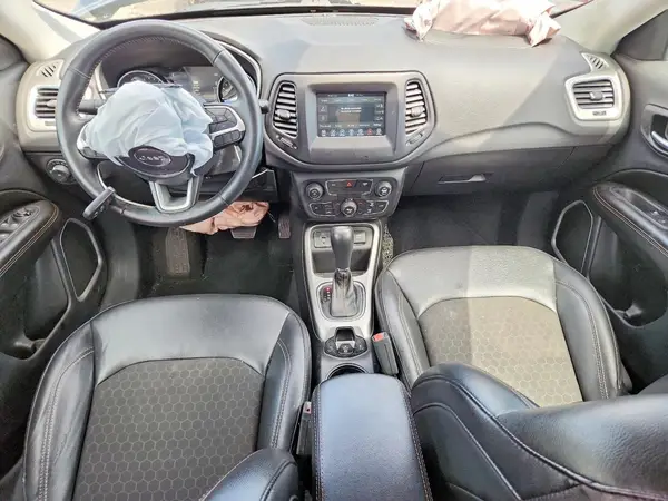 3C4NJCBB9KT616109 2019 JEEP COMPASS - Image 8