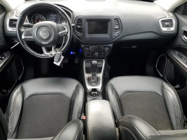 3C4NJCBB9KT649675 2019 JEEP COMPASS - Image 8