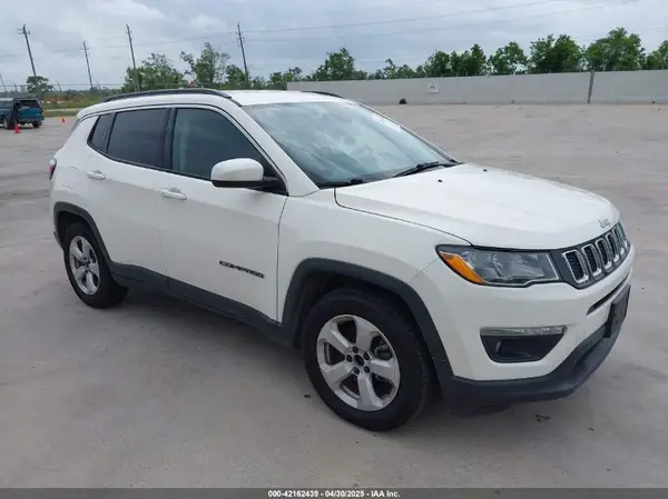 3C4NJCBB9KT652088 2019 JEEP COMPASS - Image 1