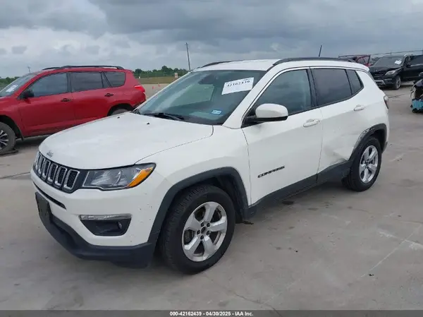 3C4NJCBB9KT652088 2019 JEEP COMPASS - Image 2