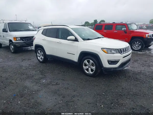 3C4NJCBB9KT652222 2019 JEEP COMPASS - Image 1