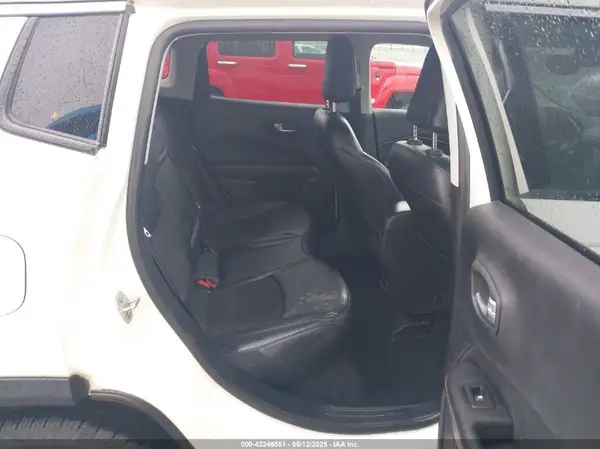 3C4NJCBB9KT652222 2019 JEEP COMPASS - Image 8