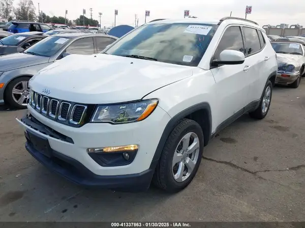 3C4NJCBB9KT652558 2019 JEEP COMPASS - Image 2