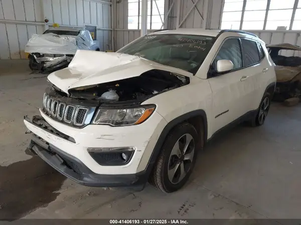 3C4NJCBB9KT654889 2019 JEEP COMPASS - Image 2