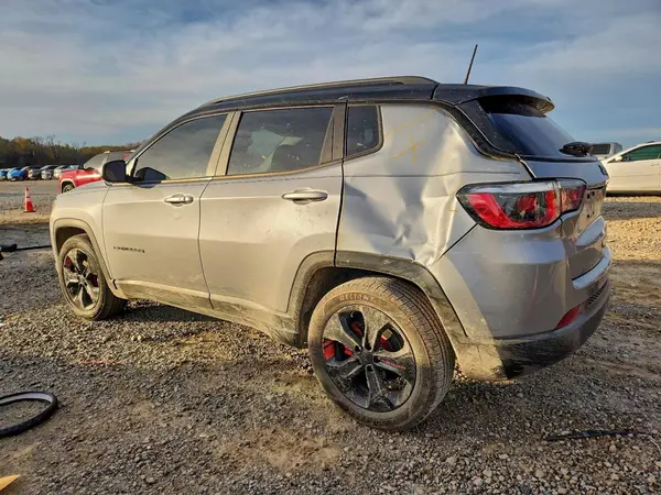 3C4NJCBB9KT655007 2019 JEEP COMPASS - Image 2