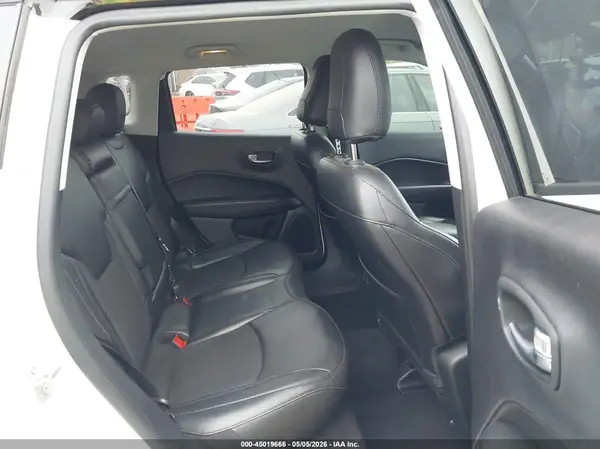 3C4NJCBB9KT658845 2019 JEEP COMPASS - Image 8