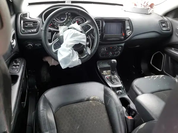 3C4NJCBB9KT664922 2019 JEEP COMPASS - Image 8