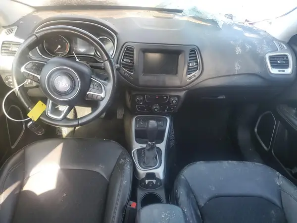 3C4NJCBB9KT699329 2019 JEEP COMPASS - Image 8