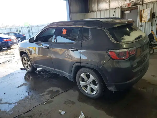 3C4NJCBB9KT699752 2019 JEEP COMPASS - Image 2
