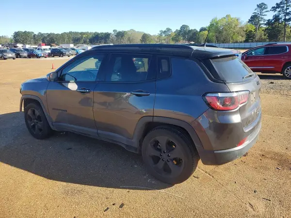 3C4NJCBB9KT706666 2019 JEEP COMPASS - Image 2