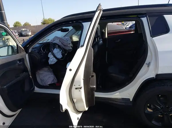 3C4NJCBB9KT707008 2019 JEEP COMPASS - Image 8