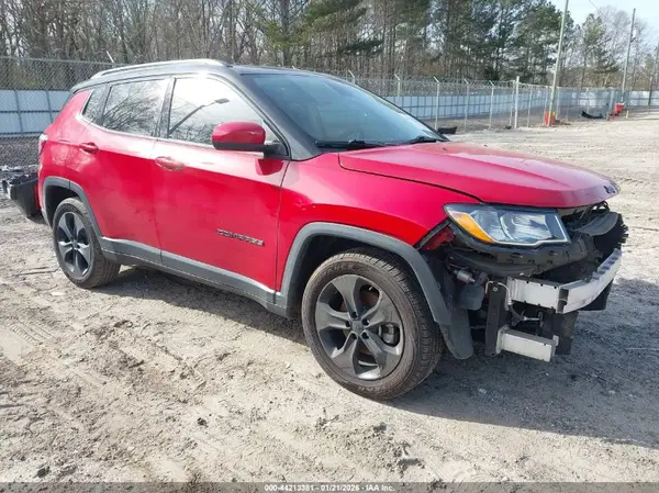 3C4NJCBB9KT726402 2019 JEEP COMPASS - Image 1