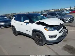 3C4NJCBB9KT726979 2019 JEEP COMPASS