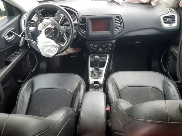 3C4NJCBB9KT736511 2019 JEEP COMPASS - Image 8