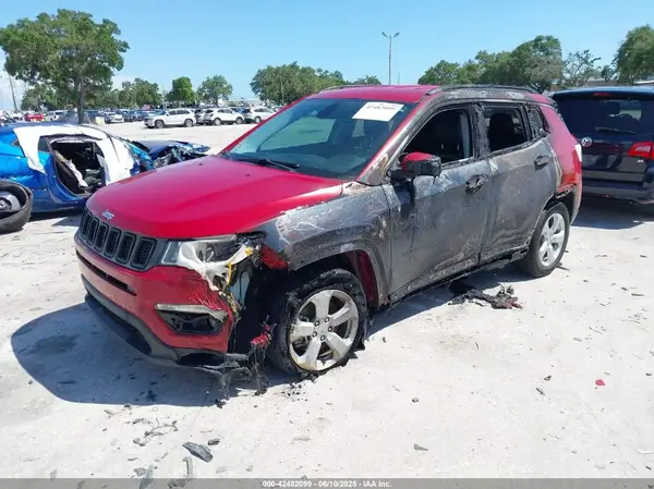 3C4NJCBB9KT743488 2019 JEEP COMPASS - Image 2