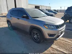 3C4NJCBB9KT762803 2019 JEEP COMPASS
