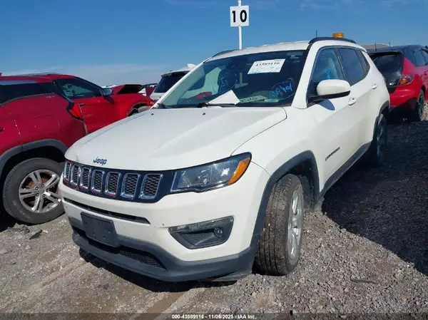 3C4NJCBB9KT802894 2019 JEEP COMPASS - Image 2