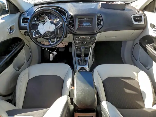 3C4NJCBB9KT832378 2019 JEEP COMPASS - Image 8