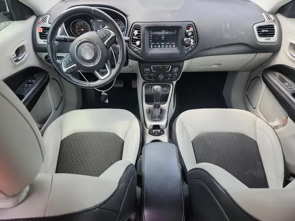 3C4NJCBB9KT832509 2019 JEEP COMPASS - Image 8