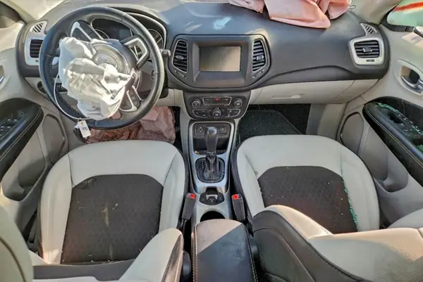 3C4NJCBB9KT843848 2019 JEEP COMPASS - Image 8