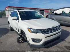 3C4NJCBB9KT851514 2019 JEEP COMPASS