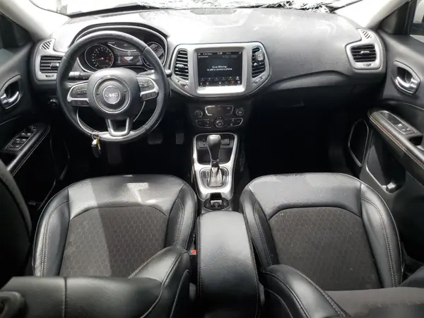 3C4NJCBB9KT855529 2019 JEEP COMPASS - Image 8