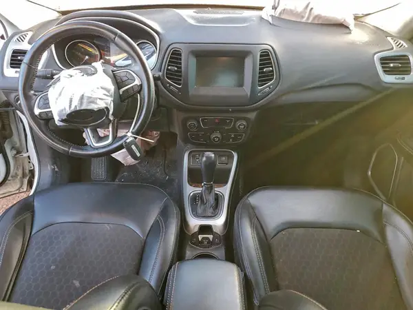 3C4NJCBB9LT125038 2020 JEEP COMPASS - Image 8