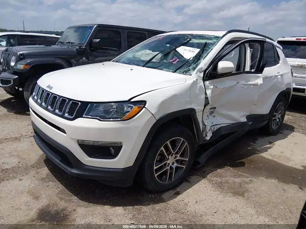 3C4NJCBB9LT206007 2020 JEEP COMPASS - Image 2