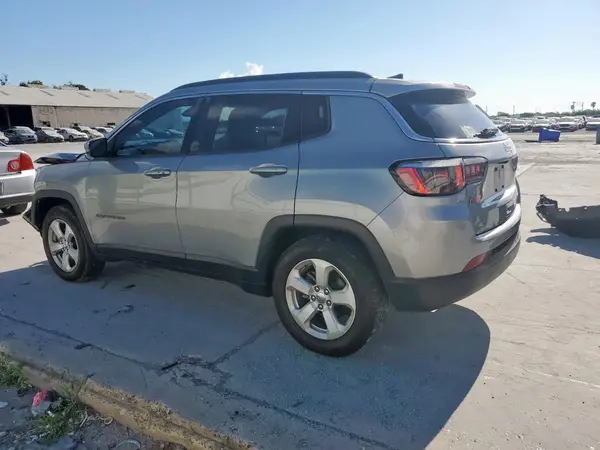 3C4NJCBB9LT230033 2020 JEEP COMPASS - Image 2