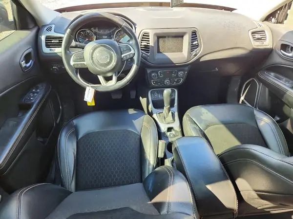 3C4NJCBB9LT257295 2020 JEEP COMPASS - Image 8