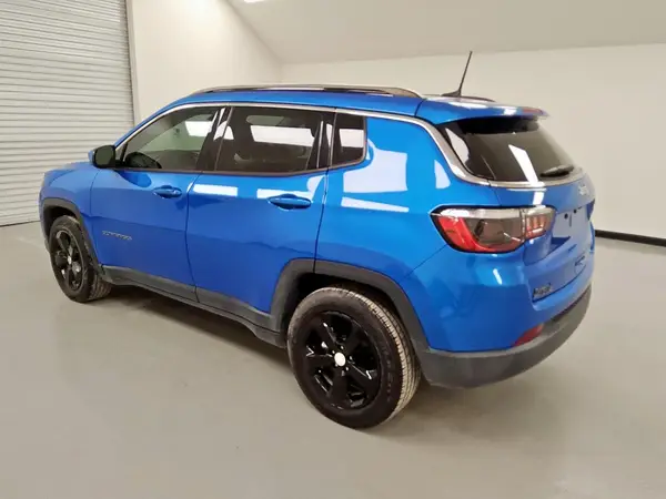 3C4NJCBB9MT508205 2021 JEEP COMPASS - Image 2