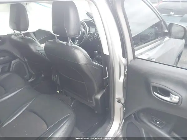 3C4NJCBB9MT523447 2021 JEEP COMPASS - Image 8