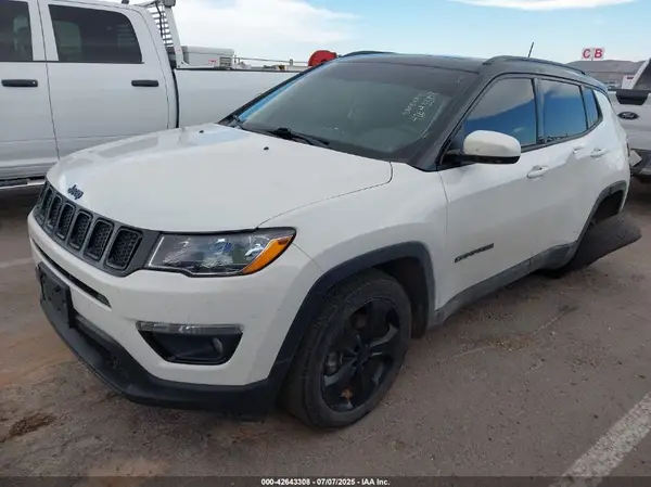 3C4NJCBB9MT587262 2021 JEEP COMPASS - Image 2
