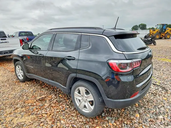 3C4NJCBB9NT103429 2022 JEEP COMPASS - Image 2