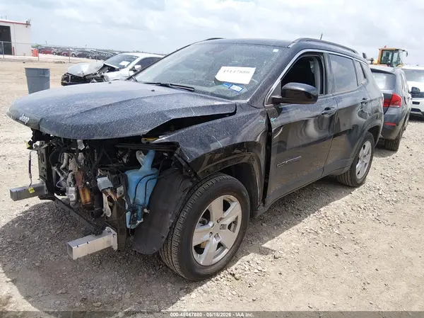 3C4NJCBB9NT149388 2022 JEEP COMPASS - Image 2