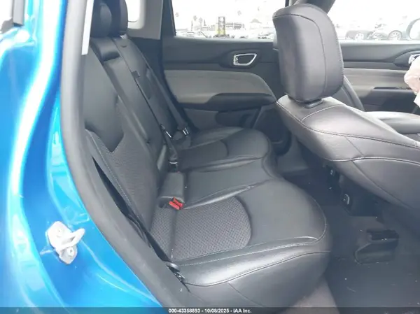 3C4NJCBB9NT155966 2022 JEEP COMPASS - Image 8