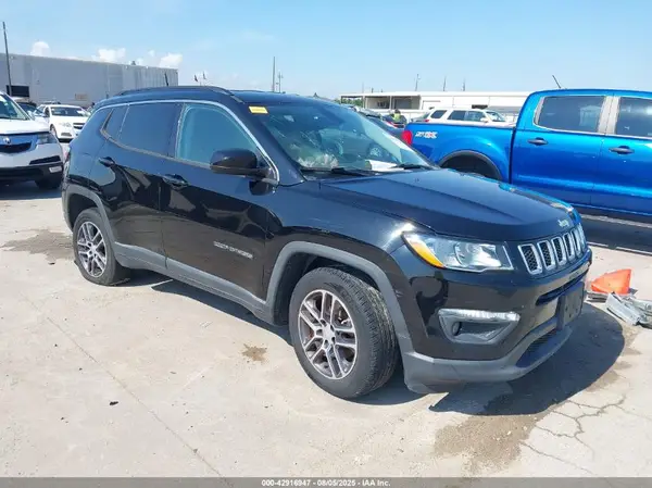 3C4NJCBBXHT611509 2017 JEEP COMPASS - Image 1