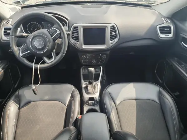 3C4NJCBBXHT632523 2017 JEEP COMPASS - Image 8
