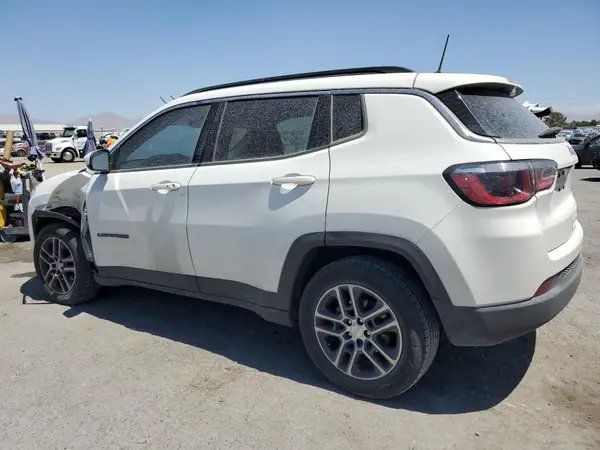 3C4NJCBBXHT642825 2017 JEEP COMPASS - Image 2