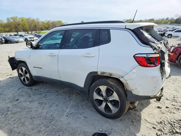 3C4NJCBBXHT643277 2017 JEEP COMPASS - Image 2