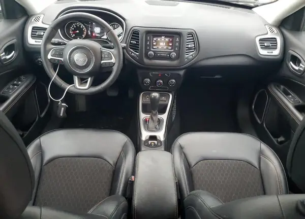 3C4NJCBBXHT658541 2017 JEEP COMPASS - Image 8