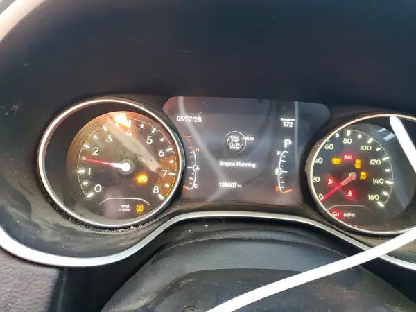 3C4NJCBBXHT658801 2017 JEEP COMPASS - Image 8