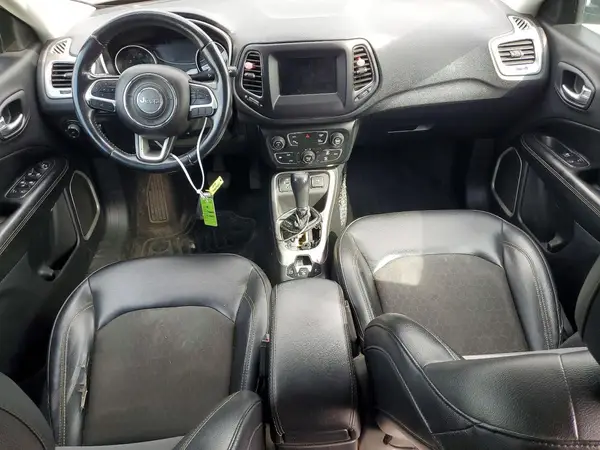 3C4NJCBBXJT123604 2018 JEEP COMPASS - Image 8