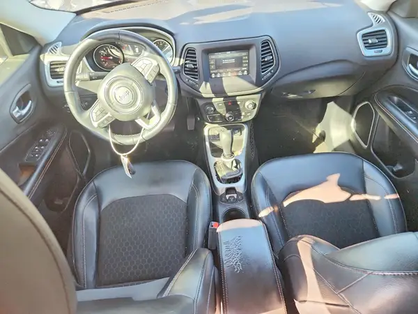 3C4NJCBBXJT137356 2018 JEEP COMPASS - Image 8