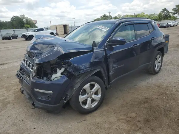 3C4NJCBBXJT137650 2018 JEEP COMPASS - Image 1