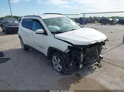 3C4NJCBBXJT165609 2018 JEEP COMPASS